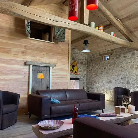 Le Pas Sans Peine Casa de Férias Le Cergne