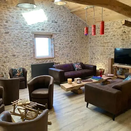 Holiday home Le Pas Sans Peine Le Cergne