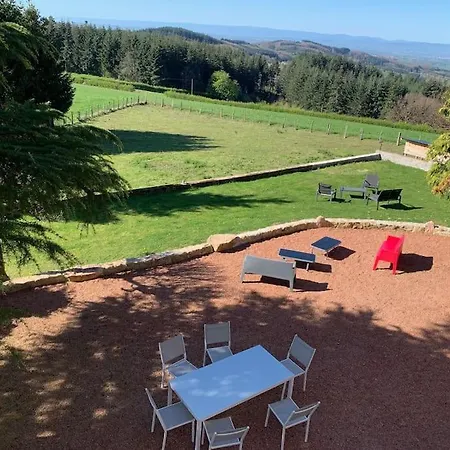 Holiday home Le Pas Sans Peine Le Cergne